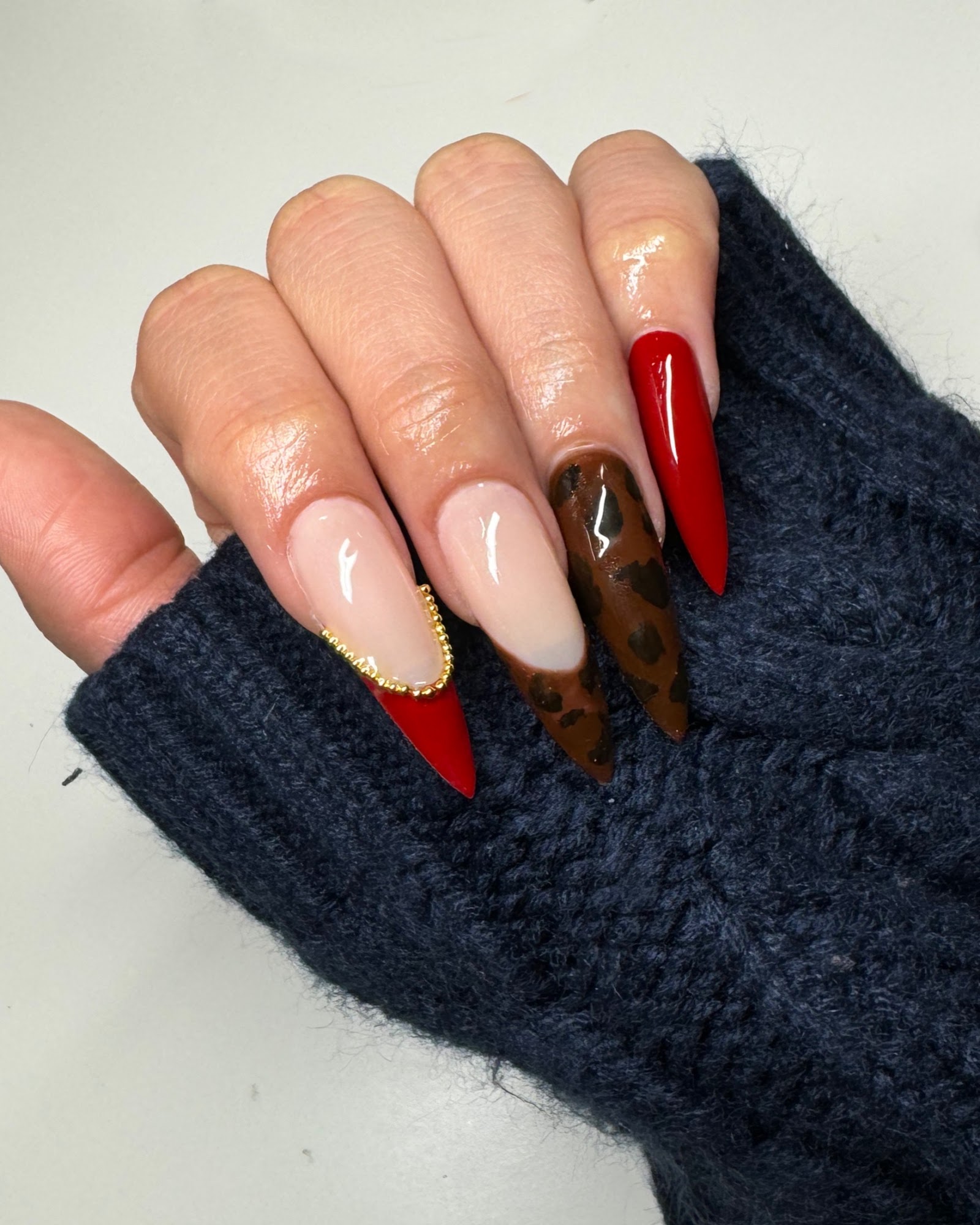 Beauty Con Cariño nail photo 5